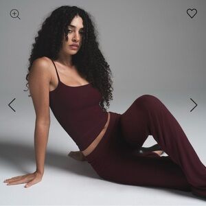 Skims Soft Lounge Cami in Bordeaux